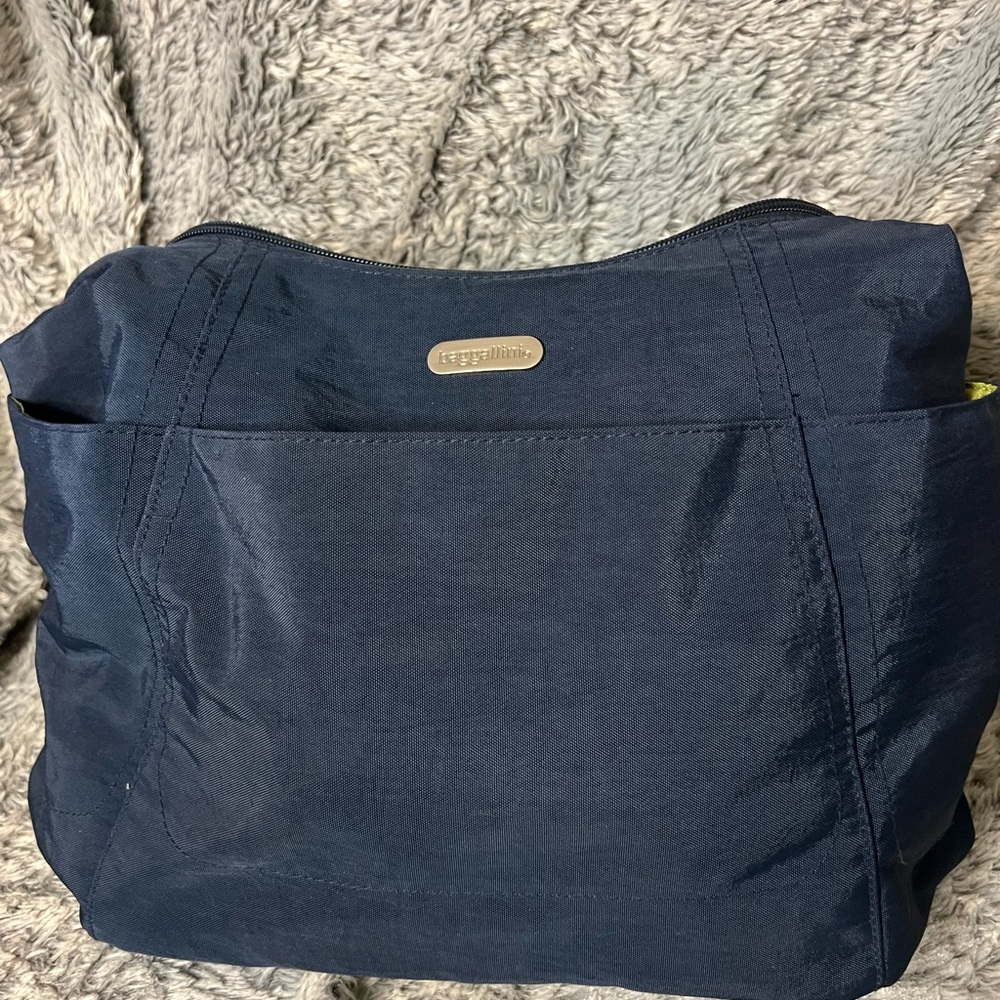 Baggallini Essential Laptop Tote (EUC)
